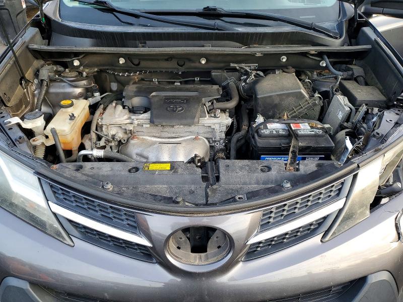 Photo 12 from auction – 2014 TOYOTA RAV4 LE with VIN 2T3BFREV0EW214974
