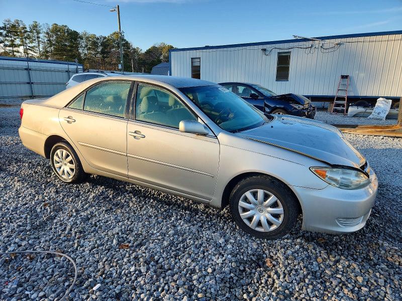 Photo 4 from auction – 2005 TOYOTA CAMRY LE with VIN 4T1BE32K35U524166