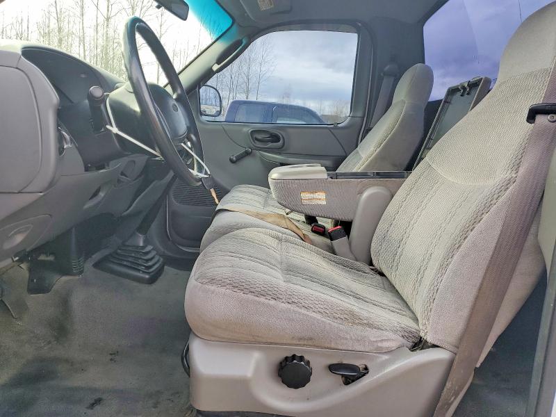 Photo 7 from auction – 2002 FORD F150 with VIN 2FTRF17212CA50971