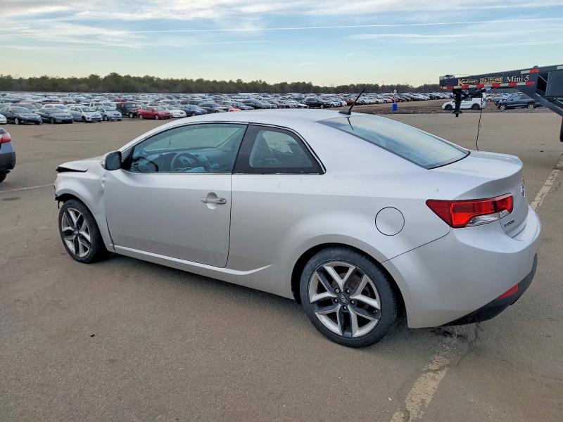 Photo 2 from auction – 2010 KIA FORTE SX with VIN KNAFW6A39A5179158