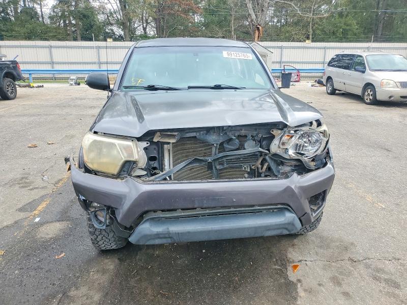 Photo 5 from auction – 2012 TOYOTA TACOMA DOU with VIN 5TFLU4EN7CX047177