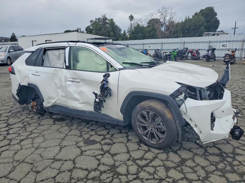 Photo 4 from auction – 2024 TOYOTA RAV4 LIMIT with VIN JTMD6RFV1RJ059573