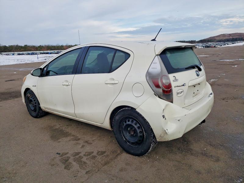 Photo 2 from auction – 2012 TOYOTA PRIUS C with VIN JTDKDTB37C1023456