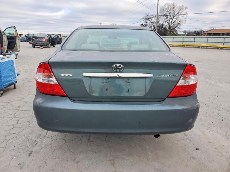 Photo 6 from auction – 2002 TOYOTA CAMRY LE with VIN 4T1BE32K72U561894