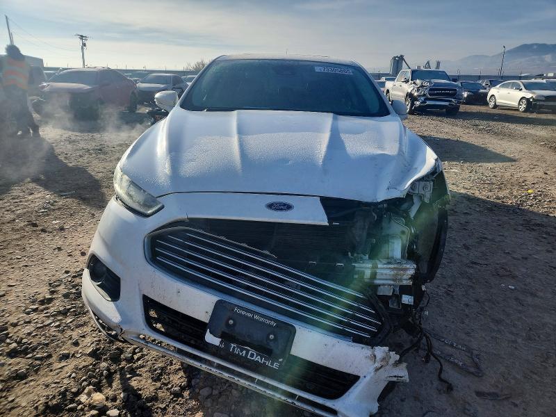 Photo 5 from auction – 2013 FORD FUSION SE with VIN 3FA6P0LU8DR192297