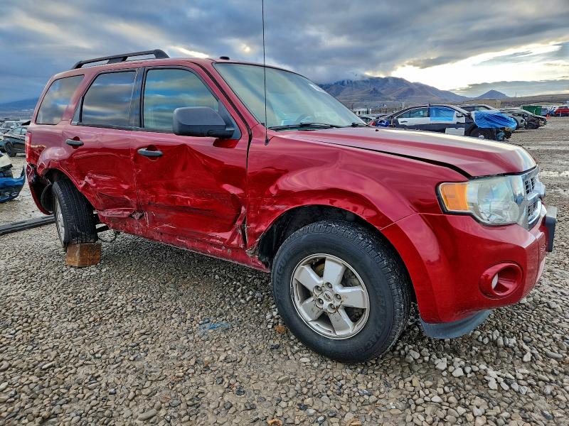 Photo 4 from auction – 2011 FORD ESCAPE XLT with VIN 1FMCU9DG8BKC17697
