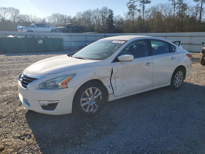 NISSAN ALTIMA 2.5 2015 with VIN 1N4AL3APXFC278037 - Photo from auction