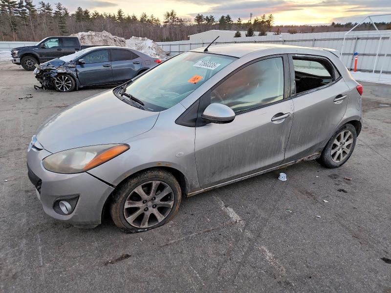 MAZDA MAZDA2 2011 with VIN JM1DE1HZXB0103389 - Photo from auction