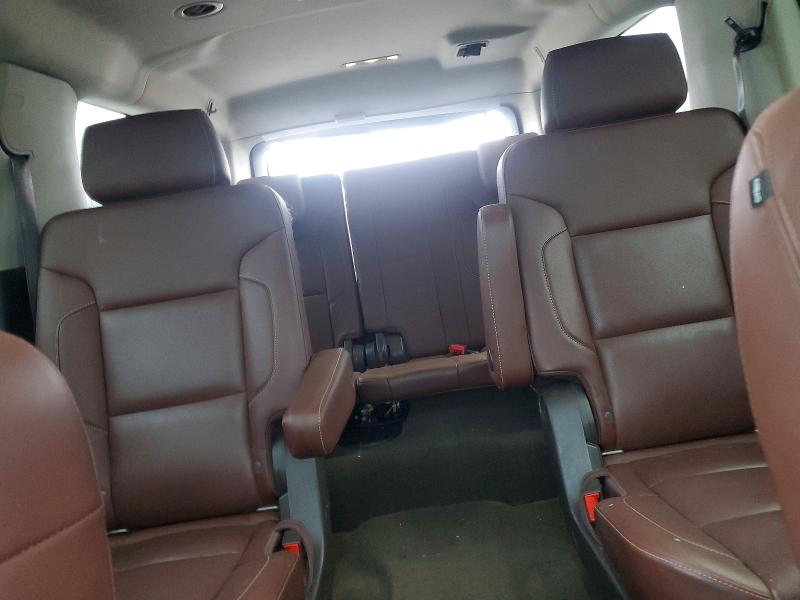 Photo 10 from auction – 2016 CHEVROLET SUBURBAN K with VIN 1GNSKJKC8GR123347
