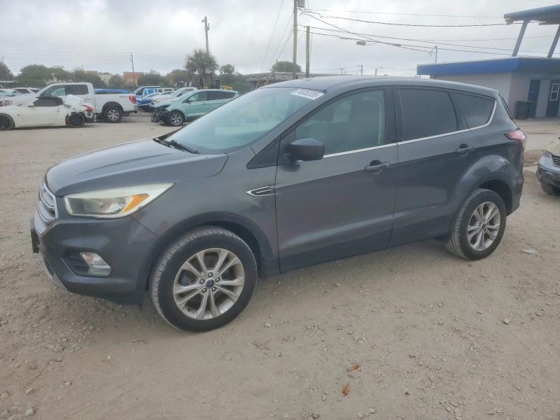 FORD ESCAPE SE 2017 with VIN 1FMCU9GD4HUA07757 - Photo from auction