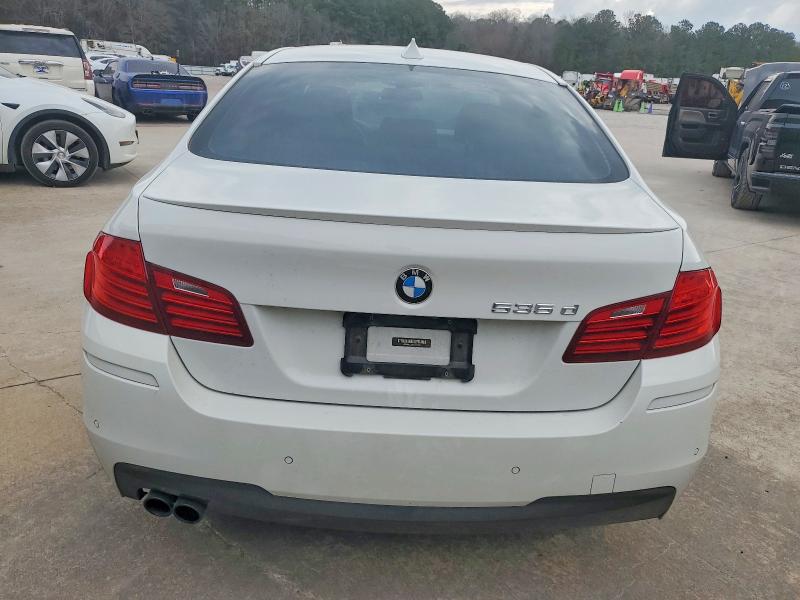 Photo 6 from auction – 2016 BMW 535 D with VIN WBAXA5C56GG042476