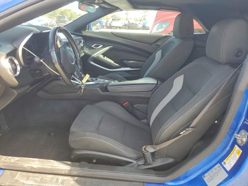 Photo 7 from auction – 2017 CHEVROLET CAMARO with VIN 1G1FB3DX7H0209429