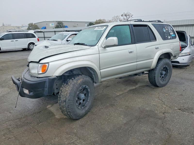 Photo 1 from auction – 2000 TOYOTA 4RUNNER SR with VIN JT3GN86R1Y0163521