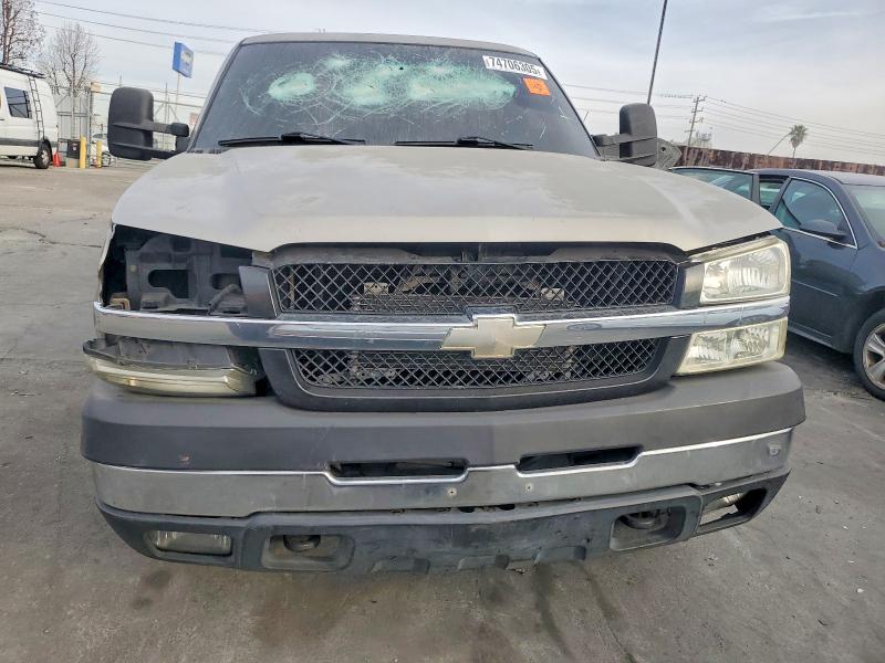 Photo 5 from auction – 2003 CHEVROLET SILVERADO with VIN 1GCHC29U63E147376