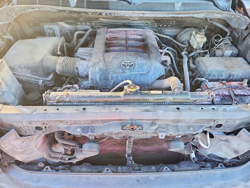 Photo 11 from auction – 2011 TOYOTA TUNDRA with VIN 5TFDY5F10BX166861