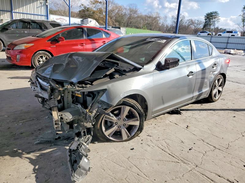 ACURA ILX 20 PRE 2013 with VIN 19VDE1F53DE010278 - Photo from auction