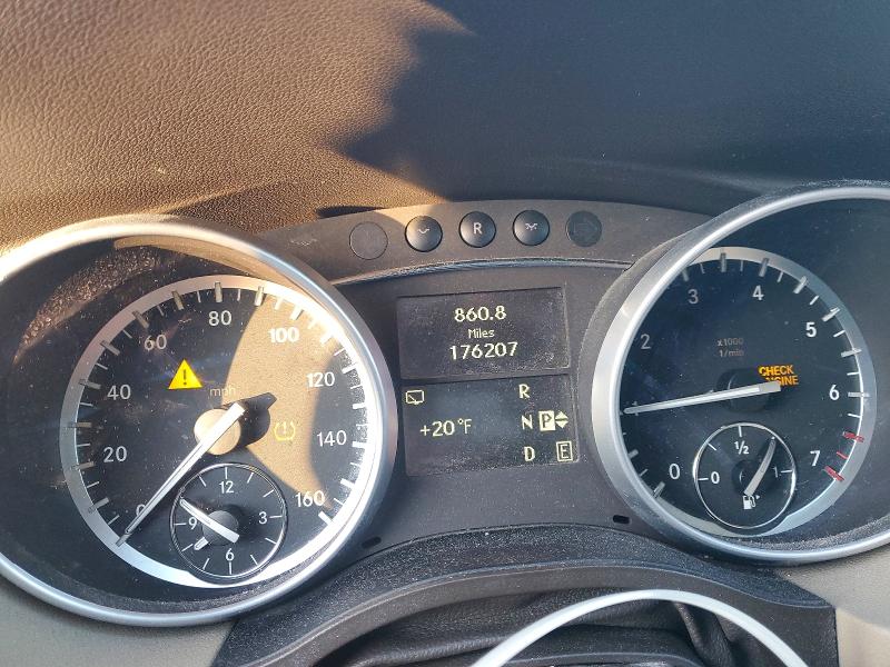 Photo 9 from auction – 2011 MERCEDES-BENZ R with VIN 4JGCB6FE6BA125428