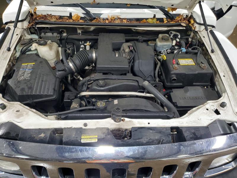 Photo 11 from auction – 2006 HUMMER H3 with VIN 5GTDN136768100642