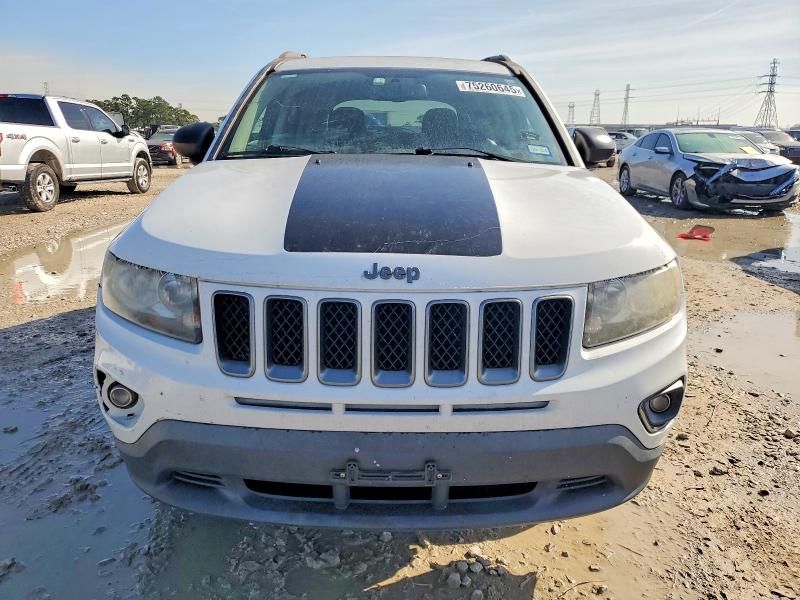 Photo 5 from auction – 2016 JEEP COMPASS SP with VIN 1C4NJDBB3GD586950