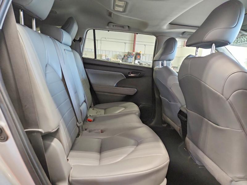 Photo 11 from auction – 2020 TOYOTA HIGHLANDER with VIN 5TDHBRCHXLS512790