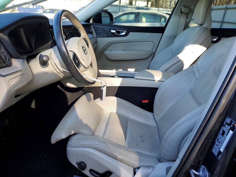 Photo 7 from auction – 2021 VOLVO XC60 with VIN YV4102DL3M1684804