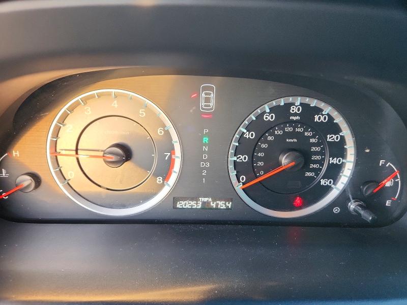 Photo 9 from auction – 2010 HONDA ACCORD with VIN 1HGCP3F83AA013054