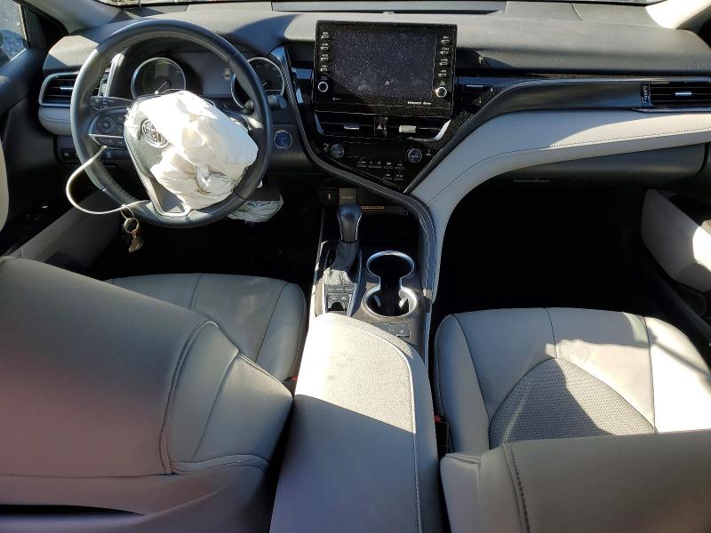 Photo 8 from auction – 2021 TOYOTA CAMRY XLE with VIN 4T1F31AK9MU022175