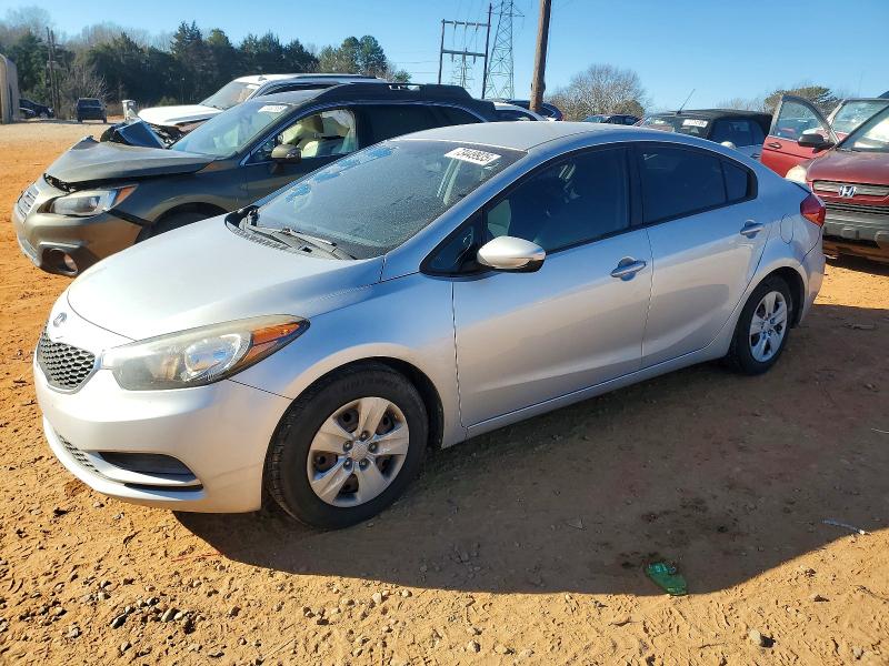 KIA FORTE LX 2015 with VIN KNAFK4A60F5338537 - Photo from auction