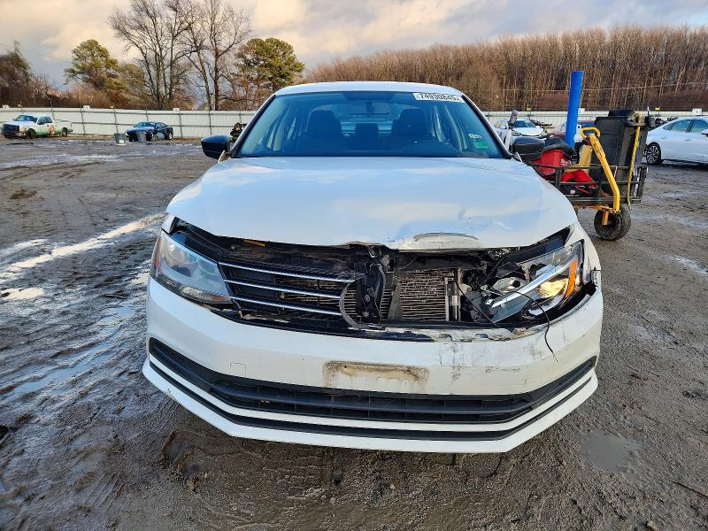 Photo 5 from auction – 2016 VOLKSWAGEN JETTA with VIN 3VWD67AJ3GM260493