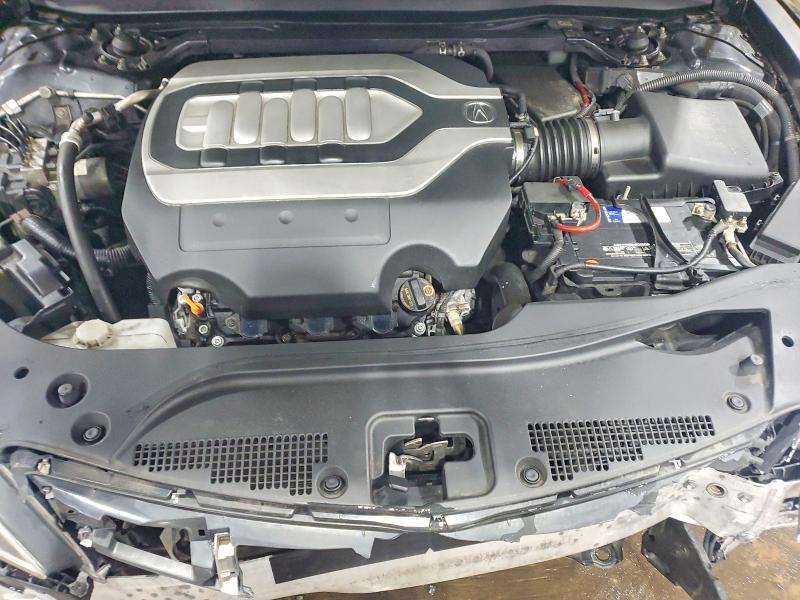 Photo 11 from auction – 2014 ACURA RLX with VIN JH4KC1F33EC002126