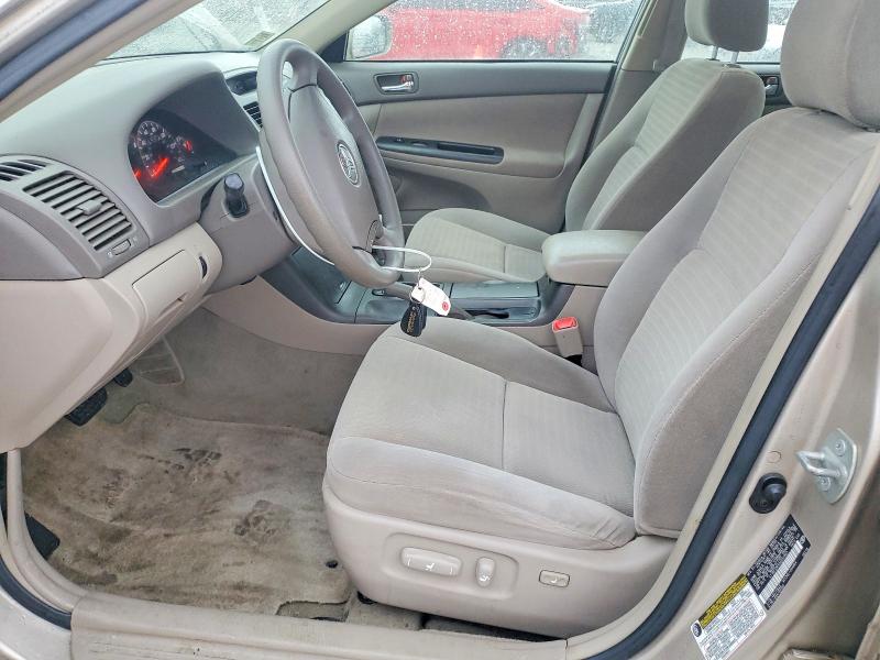 Photo 7 from auction – 2005 TOYOTA CAMRY with VIN 4T1BE32K55U552003
