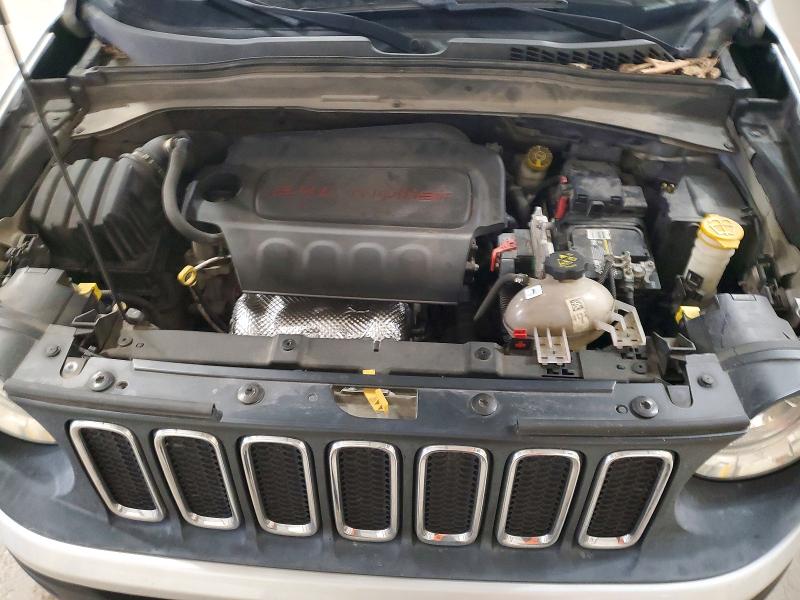 Photo 11 from auction – 2015 JEEP RENEGADE with VIN ZACCJBBT6FPB40411