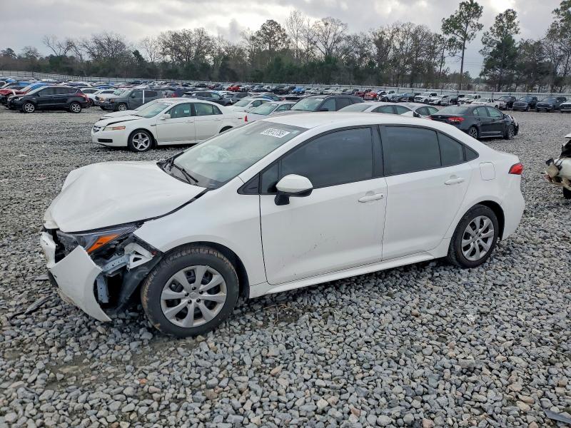 TOYOTA COROLLA LE 2022 with VIN 5YFEPMAEXNP272717 - Photo from auction