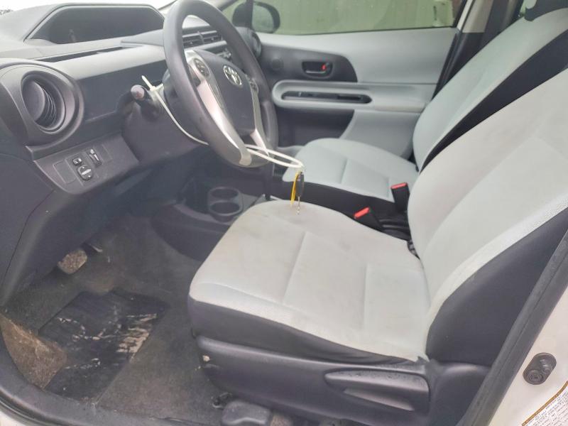 Photo 7 from auction – 2013 TOYOTA PRIUS C with VIN JTDKDTB37D1037049