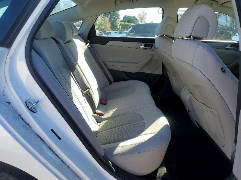 Photo 10 from auction – 2016 HYUNDAI SONATA SE with VIN 5NPE24AF3GH285266