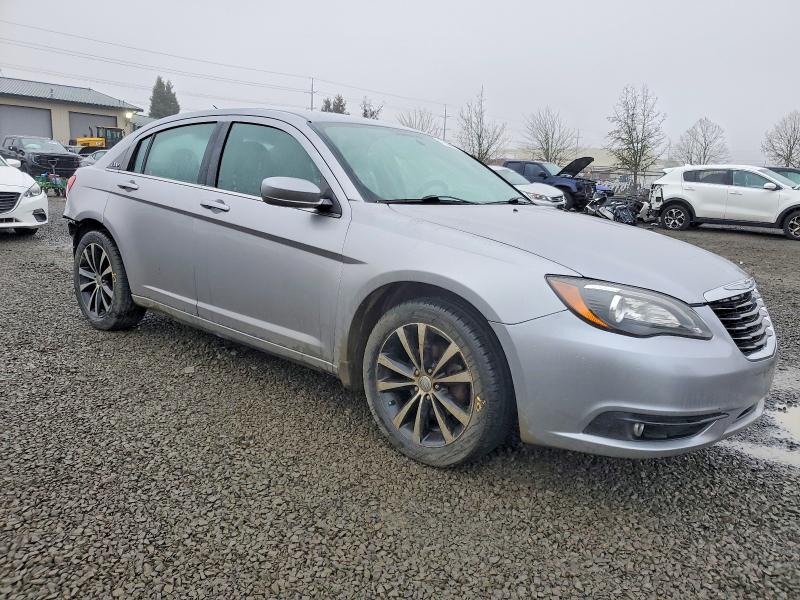 Photo 4 from auction – 2013 CHRYSLER 200 TOURIN with VIN 1C3CCBBB3DN569999