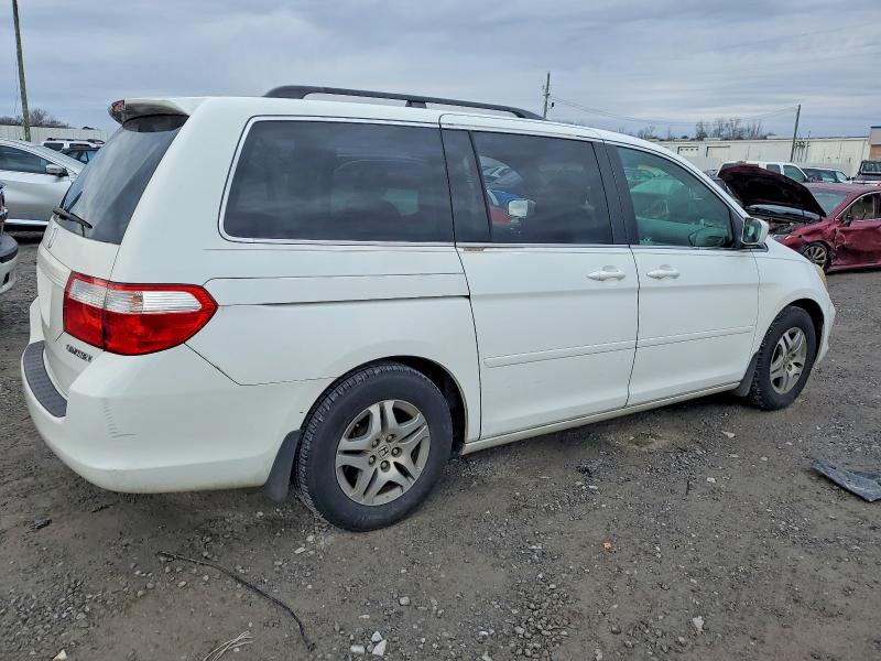 Photo 3 from auction – 2005 HONDA ODYSSEY EX with VIN 5FNRL38615B406175