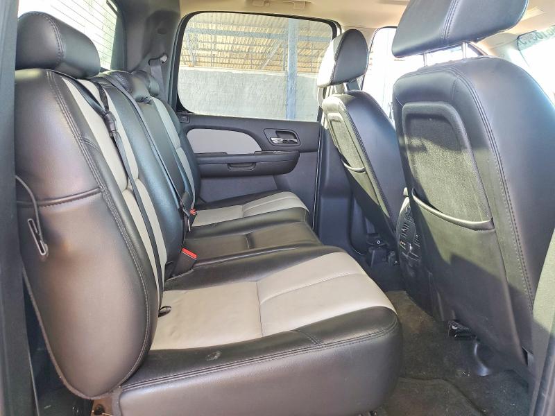 Photo 10 from auction – 2007 CHEVROLET AVALANCHE with VIN 3GNFK12357G248162