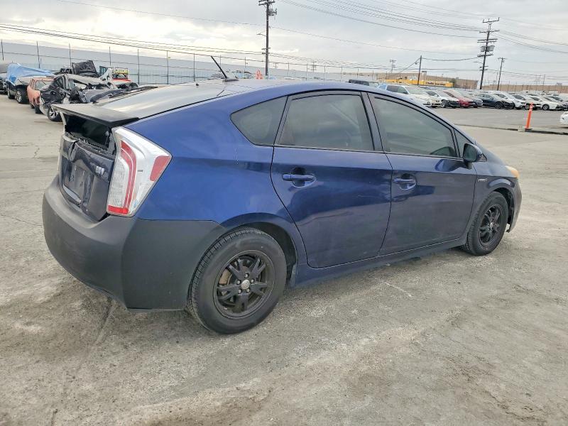 Photo 3 from auction – 2012 TOYOTA PRIUS with VIN JTDKN3DU1C1606124