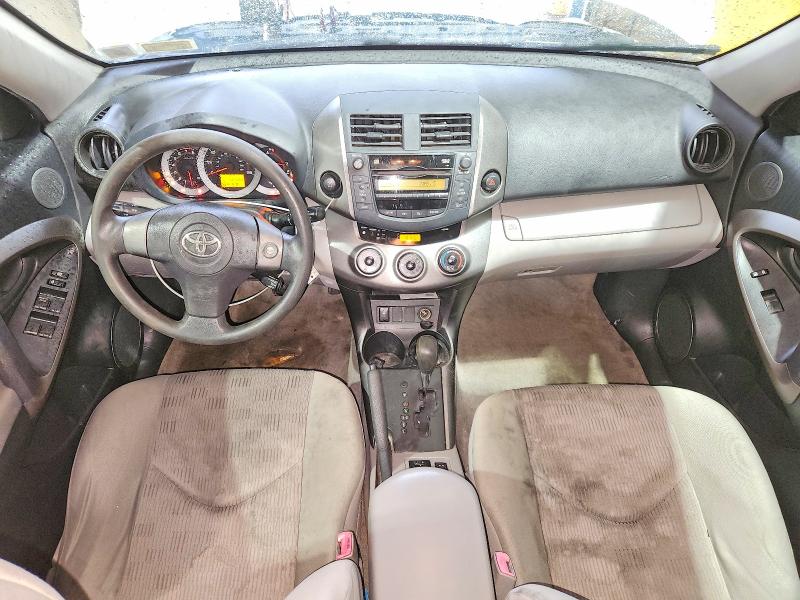 Photo 8 from auction – 2011 TOYOTA RAV4 with VIN JTMBF4DV3BD041948