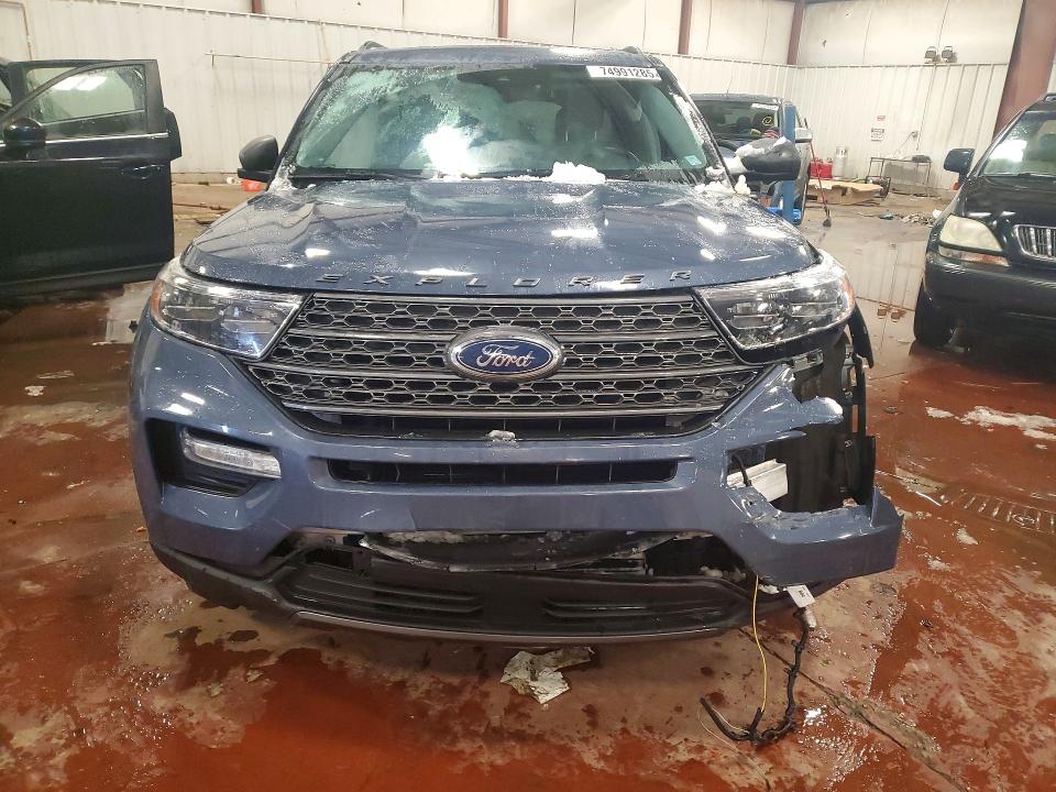 Photo 5 from auction – 2021 FORD EXPLORER with VIN 1FMSK8DHXMGC12432