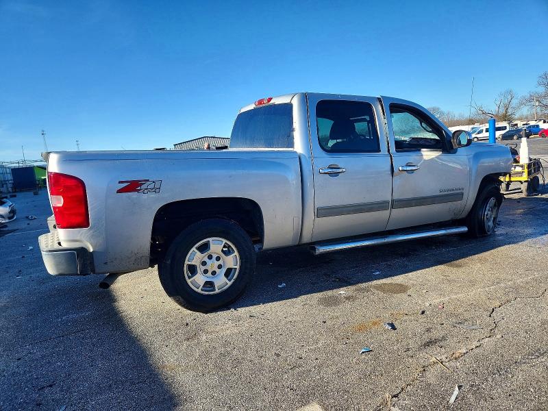 Photo 3 from auction – 2013 CHEVROLET SILVERADO with VIN 3GCPKSE70DG363524