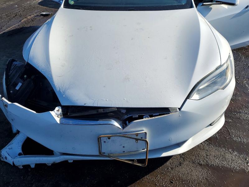 Photo 11 from auction – 2017 TESLA MODEL S with VIN 5YJSA1E21HF200260