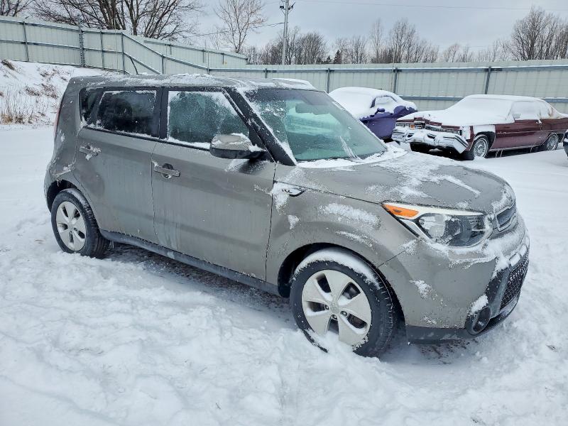 Photo 4 from auction – 2016 KIA SOUL with VIN KNDJN2A21G7289327