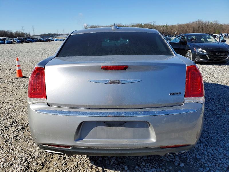 Photo 6 from auction – 2015 CHRYSLER 300 with VIN 2C3CCAAG2FH779478