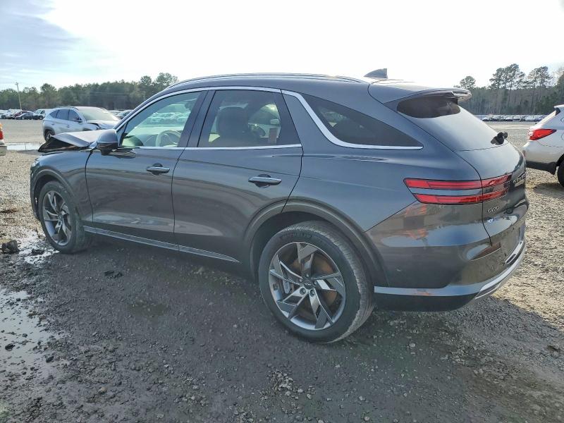 Photo 2 from auction – 2023 GENESIS GV70 BASE with VIN 5NMMCET12PH000618