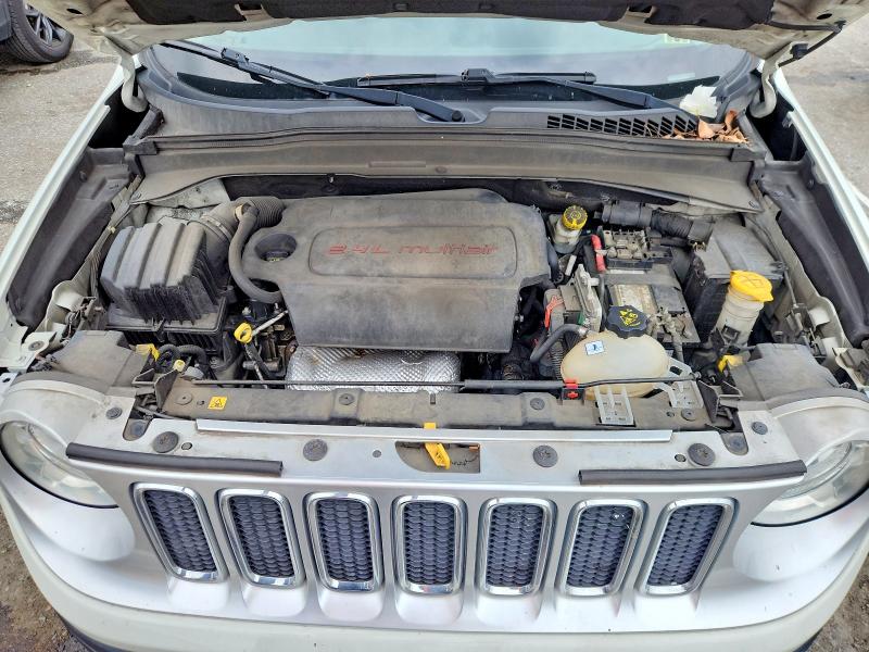 Photo 11 from auction – 2015 JEEP RENEGADE with VIN ZACCJBDT3FPB26351