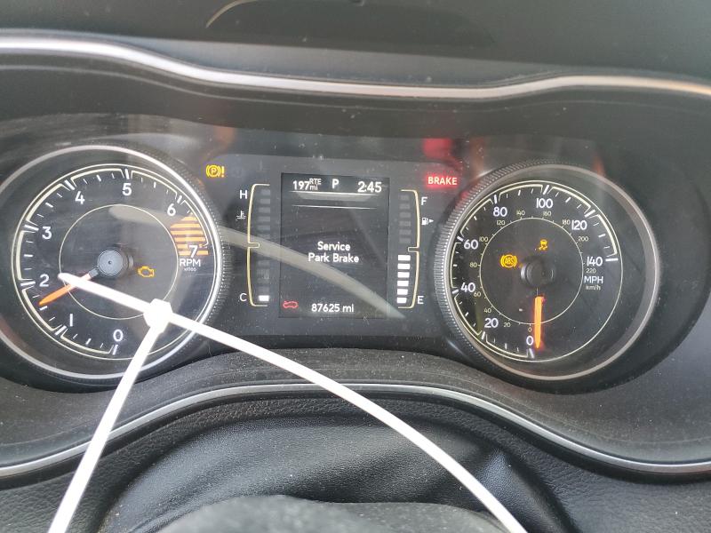 Photo 9 from auction – 2019 JEEP CHEROKEE with VIN 1C4PJLCB2KD357900