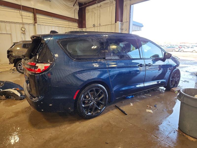Photo 3 from auction – 2024 CHRYSLER PACIFICA T with VIN 2C4RC1BG4RR189799