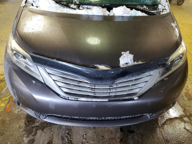 Photo 12 from auction – 2015 TOYOTA SIENNA XLE with VIN 5TDDK3DC1FS119568
